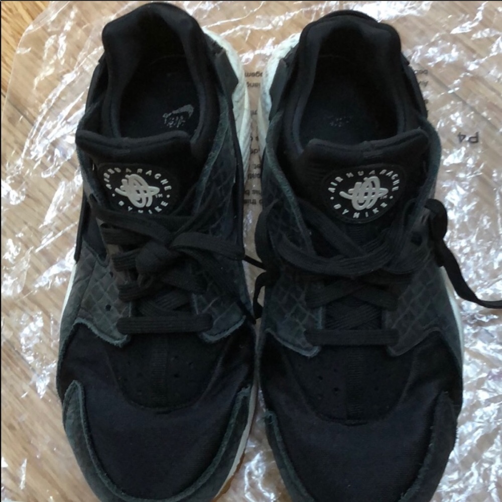 Nike huaraches